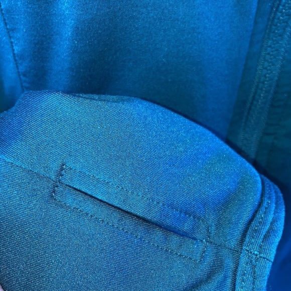 Sm Fabletics kimmy baltic teal green perfect condition performance track jacket - Picture 13 of 15